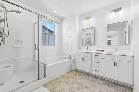 Bath - 1705 Valley Oak Way, Oceanside, CA 92056 photo 5 of 5