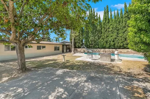 Exterior - 4224 Jonathon Pl, Oceanside, CA 92056 photo 9 of 16