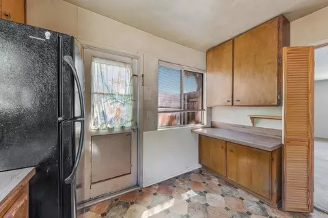 Kitchen - 4224 Jonathon Pl, Oceanside, CA 92056 photo 2 of 4