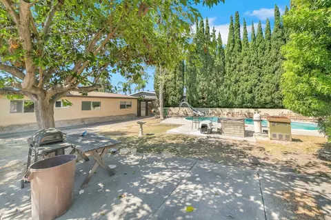 Exterior - 4224 Jonathon Pl, Oceanside, CA 92056 photo 8 of 16
