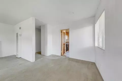 Living - 4224 Jonathon Pl, Oceanside, CA 92056 photo 5 of 5