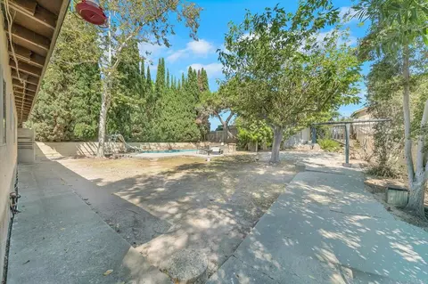 Exterior - 4224 Jonathon Pl, Oceanside, CA 92056 photo 3 of 16