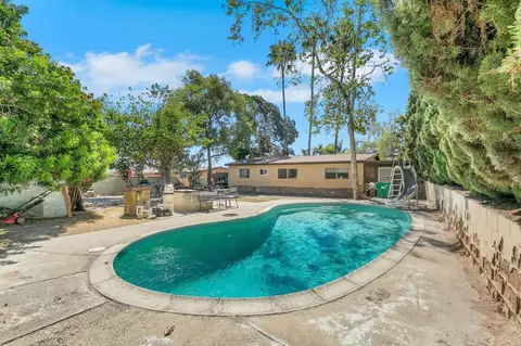 Exterior - 4224 Jonathon Pl, Oceanside, CA 92056 photo 15 of 16