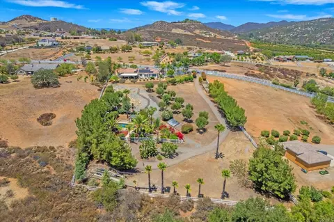 View/Area - 23131 Stokes Rd, Ramona, CA 92065 photo 10 of 11