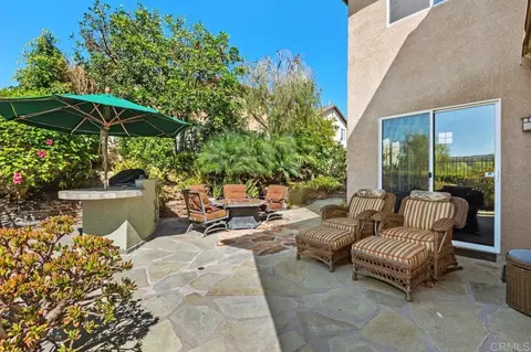 Exterior - 1689 Robin Pl, Carlsbad, CA 92011 photo 5 of 8
