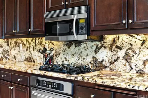 Kitchen - 1689 Robin Pl, Carlsbad, CA 92011 photo 4 of 5
