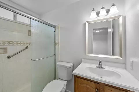 Bath - 1608 Danny Way, El Cajon, CA 92021 photo 1 of 4