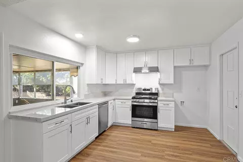 Kitchen - 1608 Danny Way, El Cajon, CA 92021 photo 2 of 3