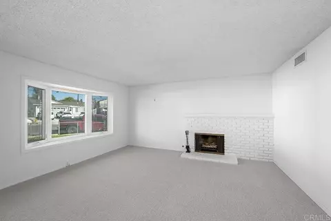Living - 1608 Danny Way, El Cajon, CA 92021 photo 2 of 6