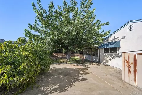 Exterior - 1608 Danny Way, El Cajon, CA 92021 photo 10 of 12
