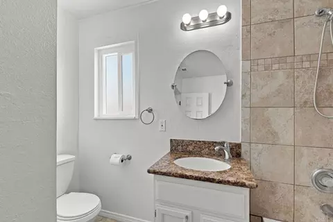 Bath - 5133 Andrew Jackson St, Oceanside, CA 92057 photo 4 of 5
