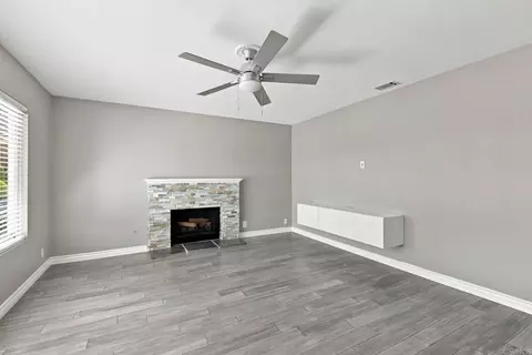 Living - 5133 Andrew Jackson St, Oceanside, CA 92057 photo 6 of 11
