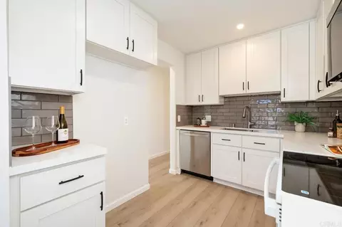 Kitchen - 1836 Belle Grove Rd, Encinitas, CA 92024 photo 4 of 4