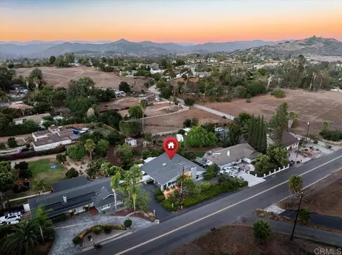 View/Area - 1346 Birch Ave, Escondido, CA 92027 photo 6 of 10