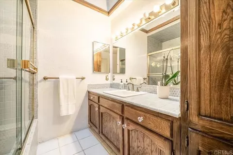 Bath - 1346 Birch Ave, Escondido, CA 92027 photo 2 of 3