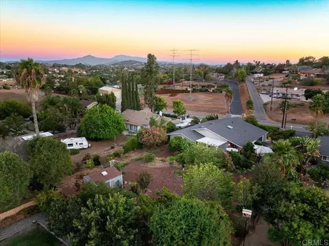View/Area - 1346 Birch Ave, Escondido, CA 92027 photo 10 of 10