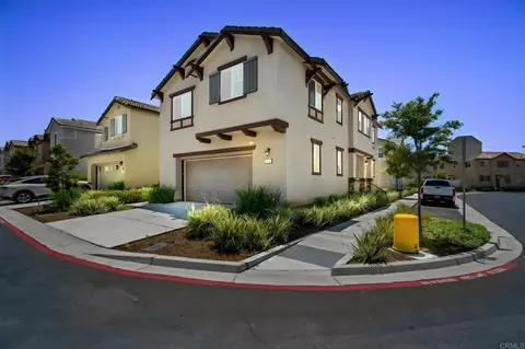 Exterior - 5474 Starlight Pl, Bonsall, CA 92003 photo 11 of 12