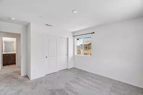 Bedroom - 5474 Starlight Pl, Bonsall, CA 92003 photo 3 of 8