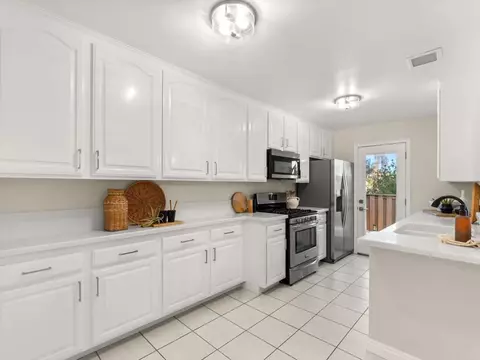Kitchen - 1817 Castle, Escondido, CA 92029 photo 2 of 7