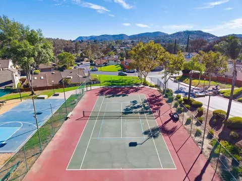 View/Area - 1817 Castle, Escondido, CA 92029 photo 7 of 8