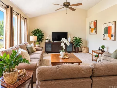 Living - 652 Irene Rd, Oceanside, CA 92057 photo 1 of 3