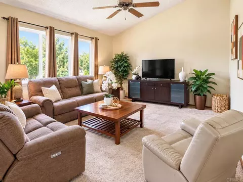 Living - 652 Irene Rd, Oceanside, CA 92057 photo 3 of 3