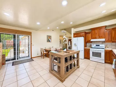 Kitchen - 652 Irene Rd, Oceanside, CA 92057 photo 4 of 4