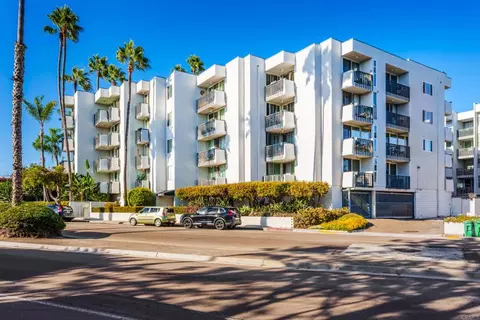 727 Sapphire St #208, San Diego, CA 92109