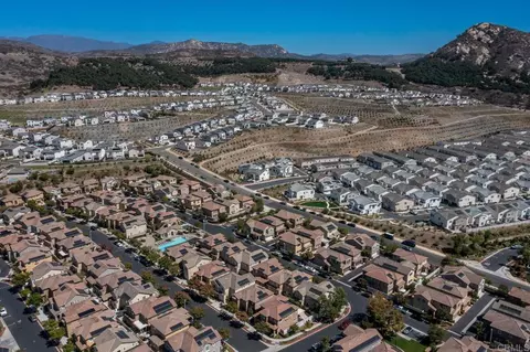 View/Area - 248 Dun Blazer Way, Fallbrook, CA 92028 photo 16 of 19