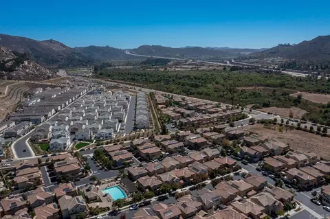 View/Area - 248 Dun Blazer Way, Fallbrook, CA 92028 photo 18 of 19