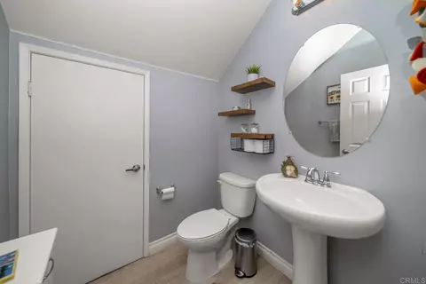 Bath - 248 Dun Blazer Way, Fallbrook, CA 92028 photo 1 of 4