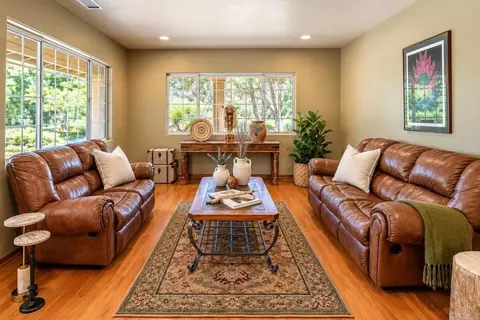 Living - 20020 Elfin Forest Rd, Escondido, CA 92029 photo 1 of 1