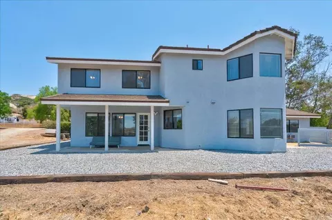 Exterior - 18434 Ramona View Dr, Ramona, CA 92065 photo 2 of 20