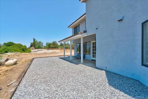 Exterior - 18434 Ramona View Dr, Ramona, CA 92065 photo 18 of 20