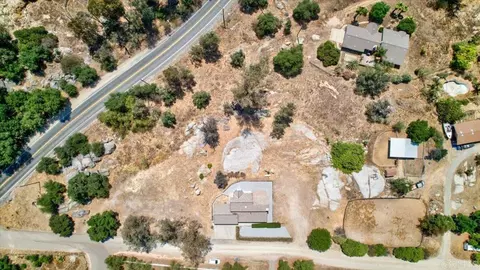 View/Area - 18434 Ramona View Dr, Ramona, CA 92065 photo 2 of 9