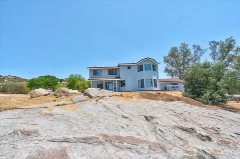 Exterior - 18434 Ramona View Dr, Ramona, CA 92065 photo 14 of 20