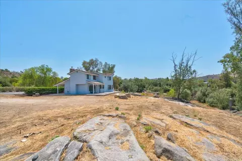 Exterior - 18434 Ramona View Dr, Ramona, CA 92065 photo 10 of 20