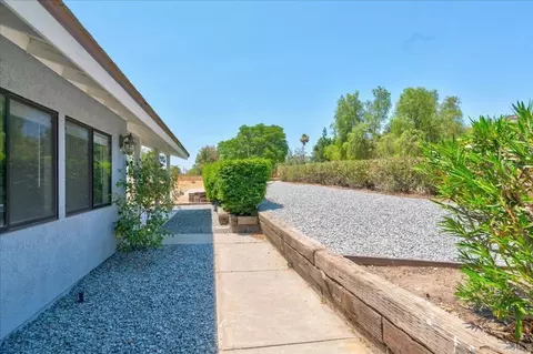 Exterior - 18434 Ramona View Dr, Ramona, CA 92065 photo 4 of 20