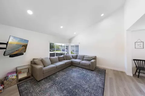 Living - 3577 Winslow Rd, Oceanside, CA 92056 photo 1 of 2