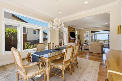 Dining - 799 Hygeia Ave, Encinitas, CA 92024 photo 5 of 5