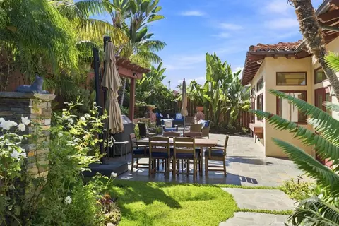 Exterior - 799 Hygeia Ave, Encinitas, CA 92024 photo 12 of 12
