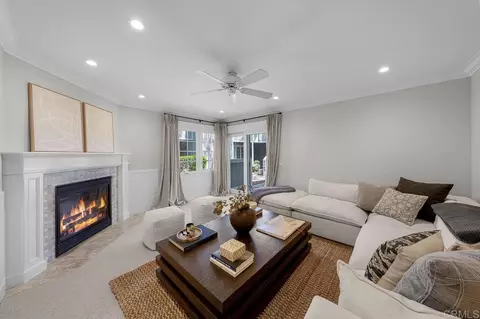 Living - 2148 S Coast Hwy, Oceanside, CA 92054 photo 2 of 2
