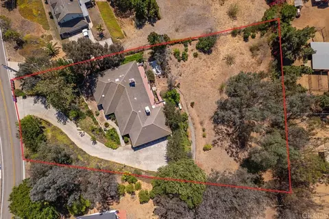 View/Area - 3911 Alta Vista Dr, Fallbrook, CA 92028 photo 2 of 8