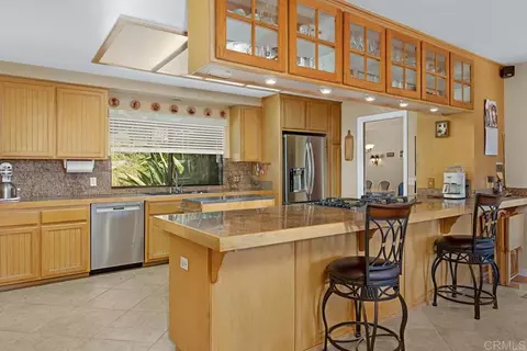Kitchen - 3911 Alta Vista Dr, Fallbrook, CA 92028 photo 2 of 7
