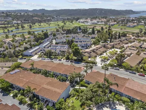 View/Area - 2335 Caringa Way #18, Carlsbad, CA 92009 photo 9 of 14