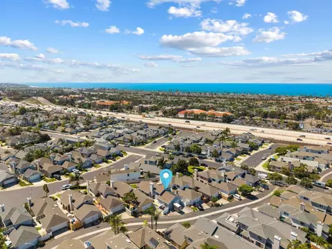 View/Area - 838 Windcrest Dr, Carlsbad, CA 92011 photo 4 of 8