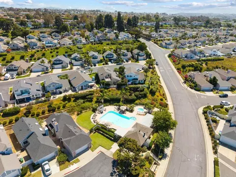 View/Area - 838 Windcrest Dr, Carlsbad, CA 92011 photo 7 of 8