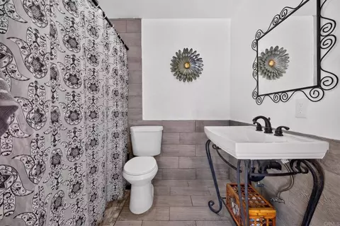 Bath - 13385 Marjay Dr, Lakeside, CA 92040 photo 3 of 3