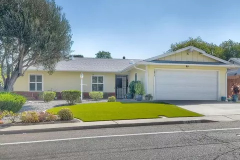 16915 Acena Dr, San Diego, CA 92128