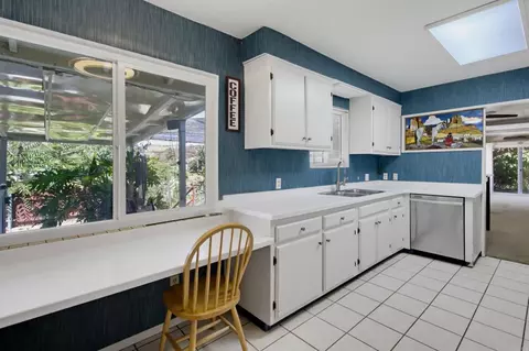 Kitchen - 12435 Rockcrest Rd, Lakeside, CA 92040 photo 2 of 4